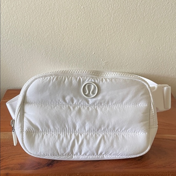 lululemon athletica Accessories - Lululemon Athletica White Puff Belt Bag